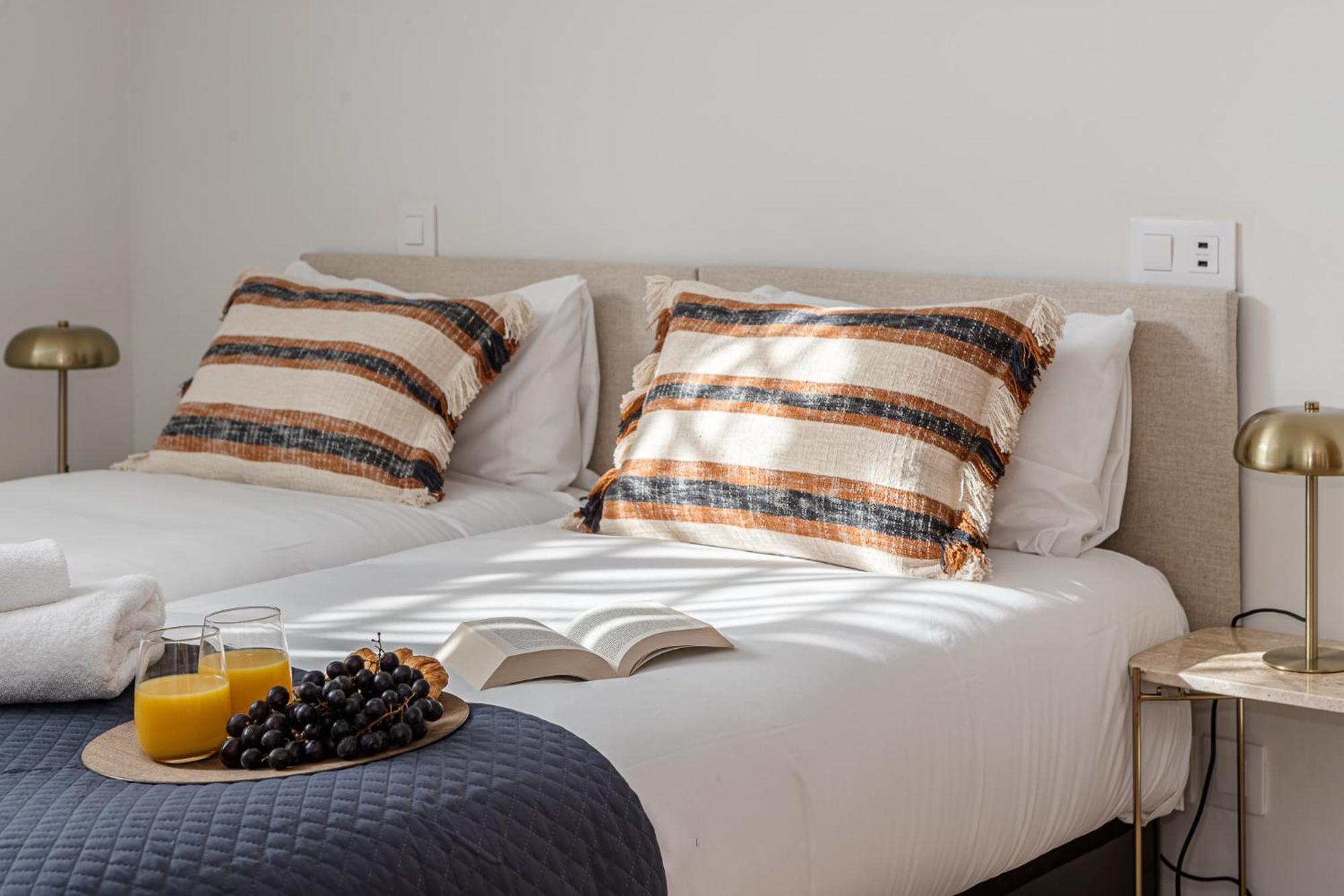 Waou Gran Via Attic - Corta Duracion Apartment Madrid Exterior foto